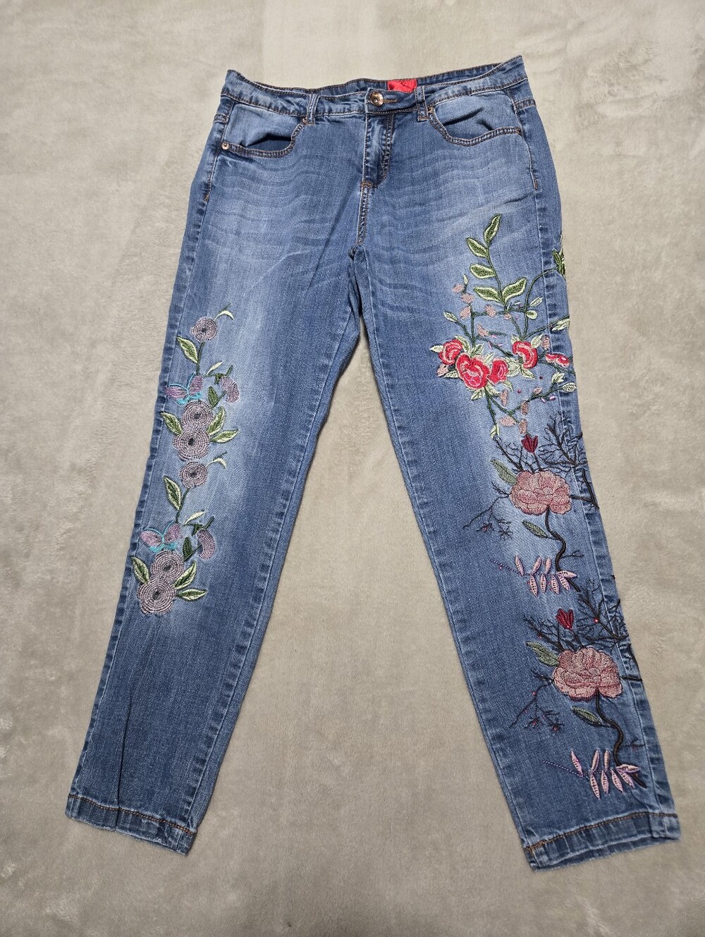 Vintage V Cristina Floral Embroidered Design Womens Size 10 (32x27) Y2K Flowers